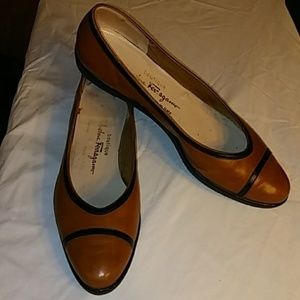 SALVATORE FERRAGAMO FLATS
